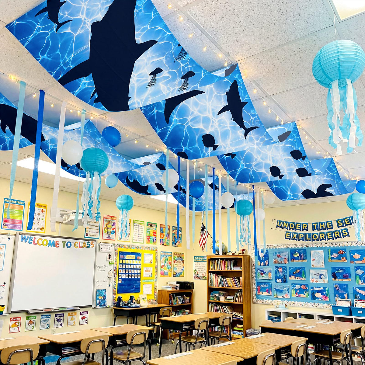 Feifeiya jellyfish banner provides dreamy underwater ambiance for photos
