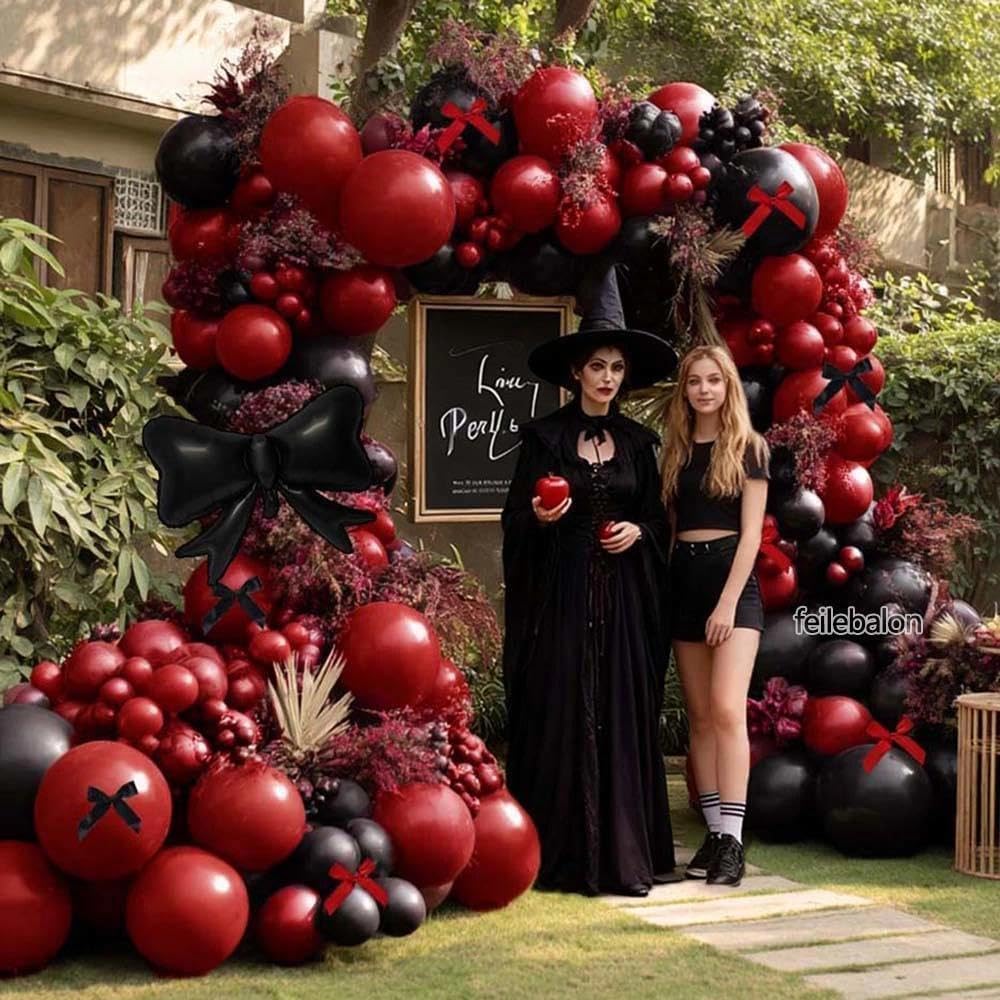 Feilebalon black bow foil balloons finish the garland with flair