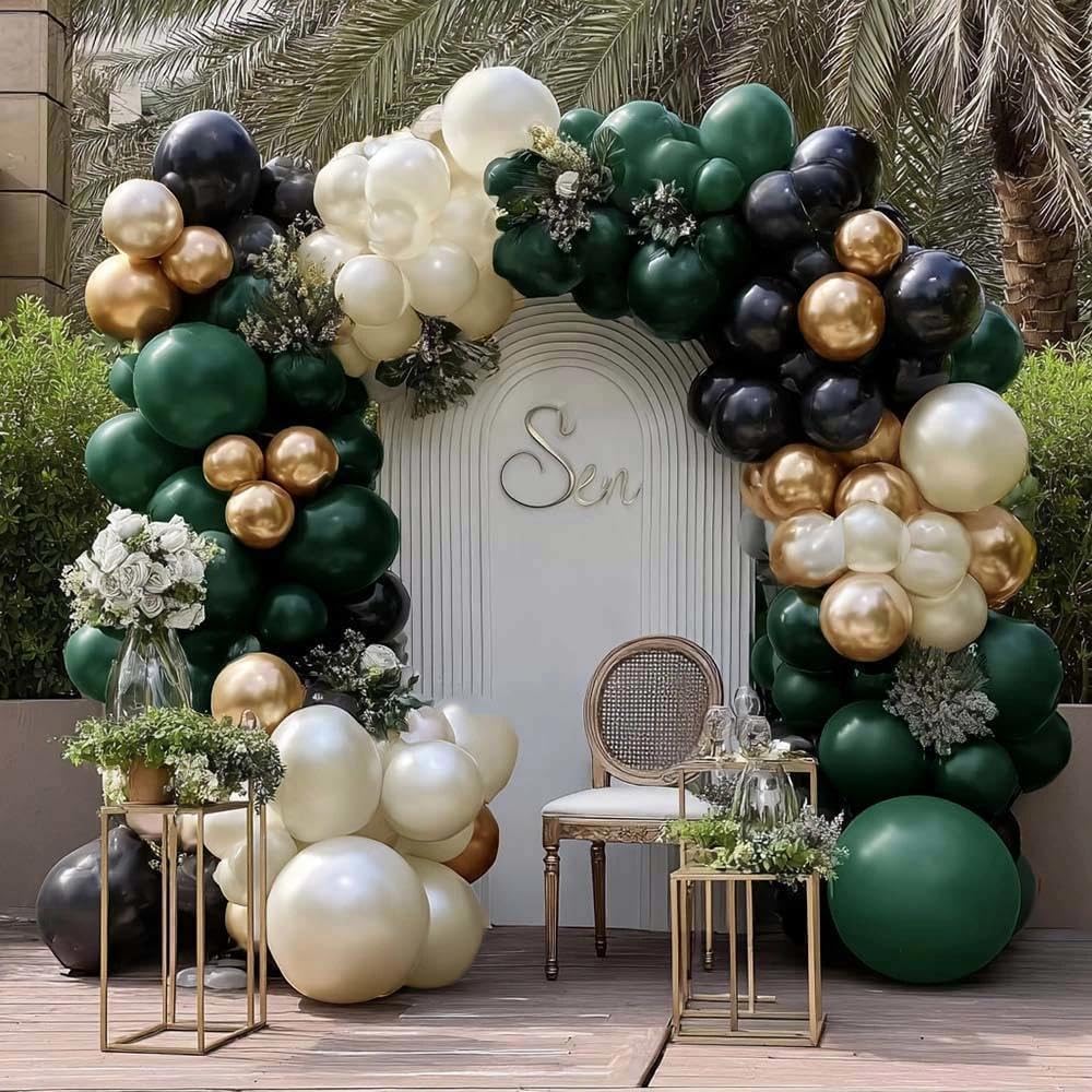 Feilebalon emerald green double stuffed balloons add depth to backdrop