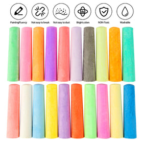 FELIZROCA washable chalk makes cleanup quick after playtime.