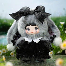 Fesuphy Nommi soft plush texture invites hugs and travel companions.