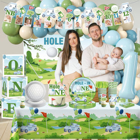 Fexivo balloon boxes add playful accents to the golf party setup.