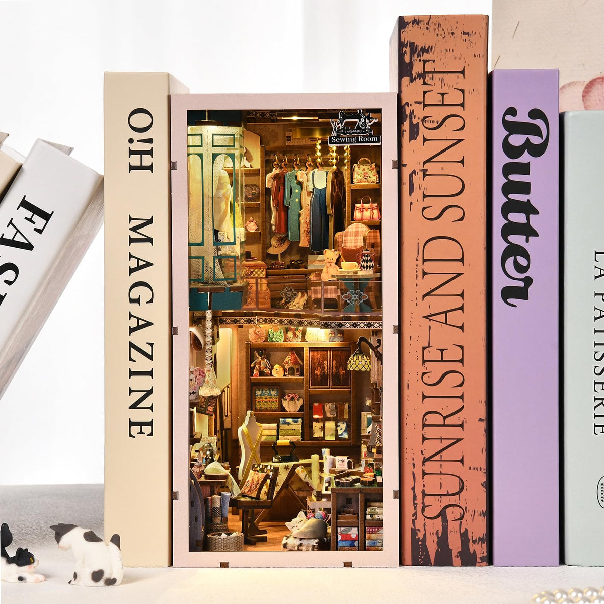 fifijoy Book Nook Kit display-ready shelf decor.