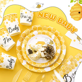 FillTouch bee-themed napkins for quick, stylish cleanup