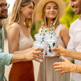 FillTouch Bulk cups ideal for guests at picnics, camps, or casual home parties.