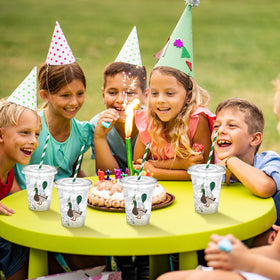 FillTouch Disposable clear cups with mallard design simplify hosting at gatherings and events.