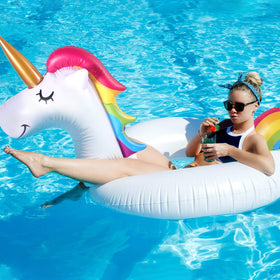 FindUWill beach balls bundle included for lively pool games and group lounging