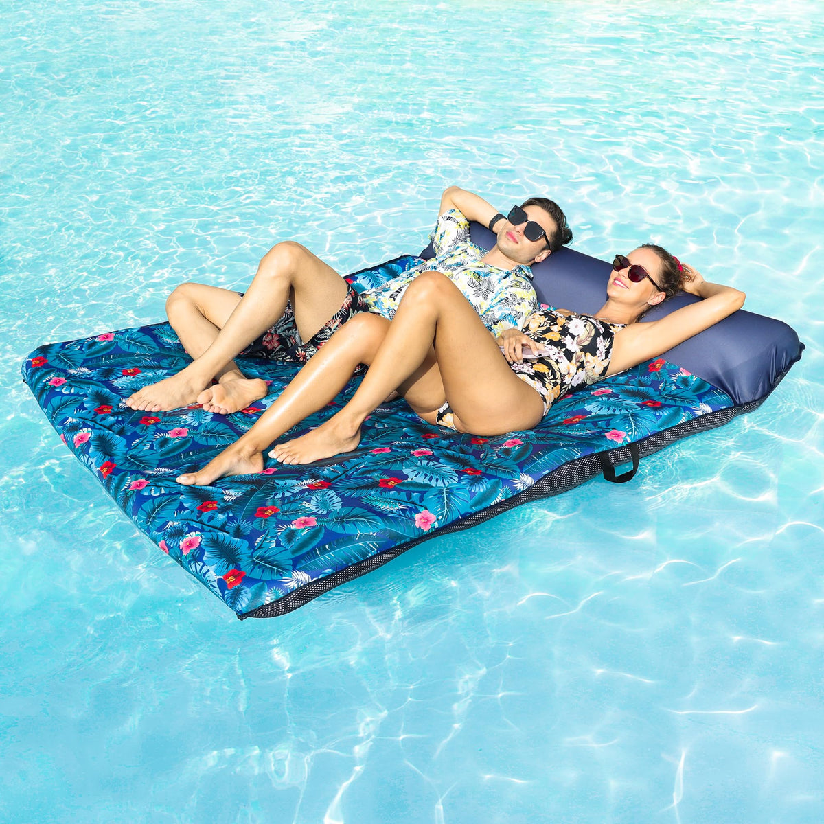 FindUWill easy-inflate valve enables quick setup for on-the-go trips.