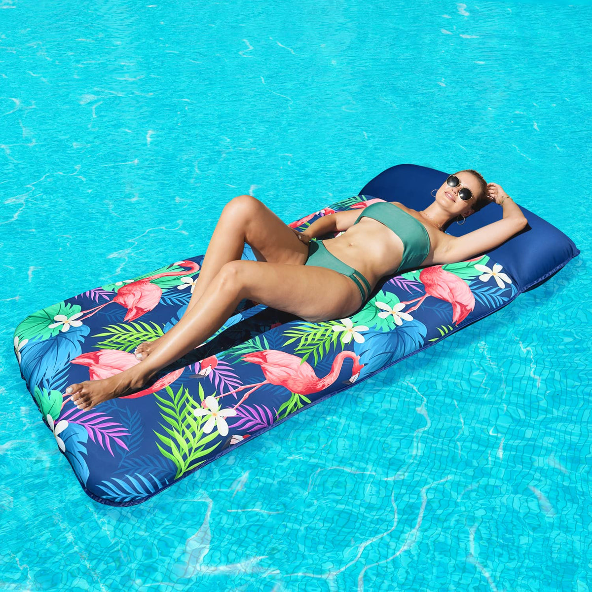 FindUWill foldable, lightweight float is easy to pack for trips.