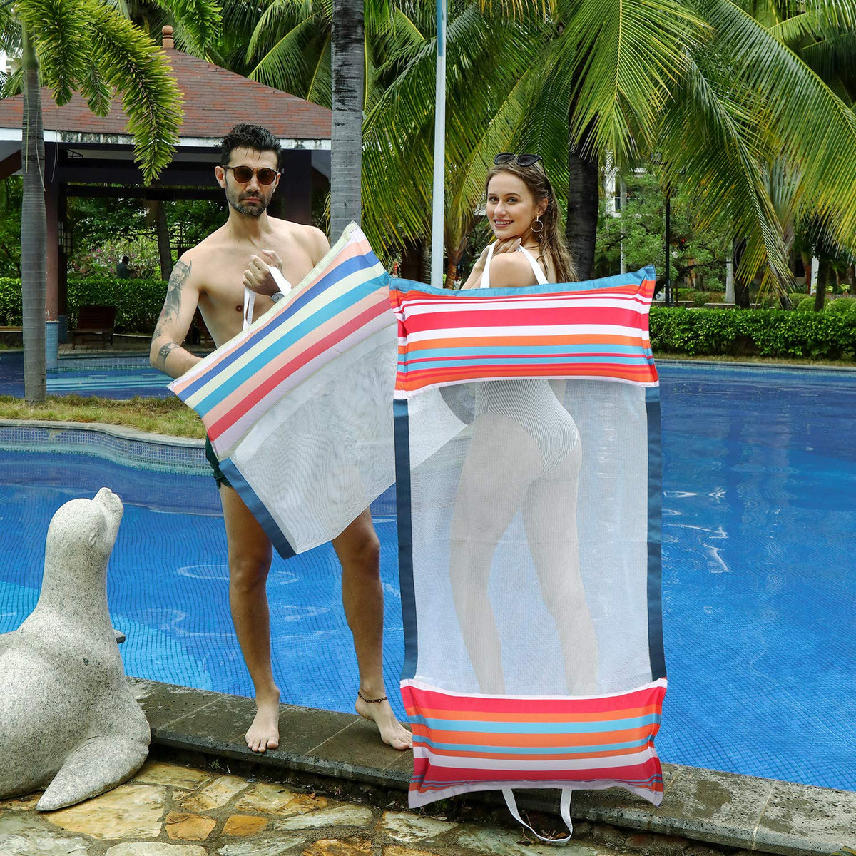 FindUWill lollypop design hammock float offers bright design for relaxing on the water.