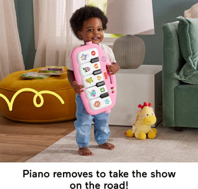 Fisher-Price high-contrast arch supports visual tracking during playtime.