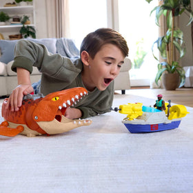 Aquachomp Mosasaurus chomping action enhances dramatic play