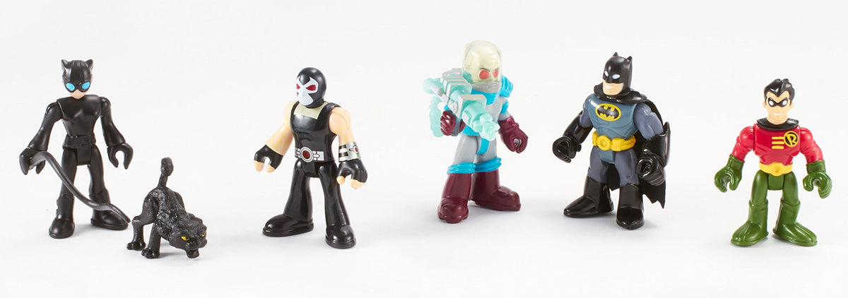 Fisher-Price Imaginext Catwoman figure highlights sleek design for action scenes