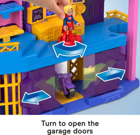 Fisher-Price Imaginext Batgirl Hero Hideout elevator in motion supports multi-level play
