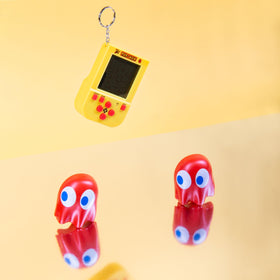 Fizz Creations PAC-MAN keychain officially licensed badge indicating authenticity