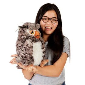 Wise Owl puppet eyebrow pockets enabling winking and humor