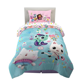 Franco Gabby’s Dollhouse reversible comforter showing Kitty Fairy and Mercat for cozy bedtime