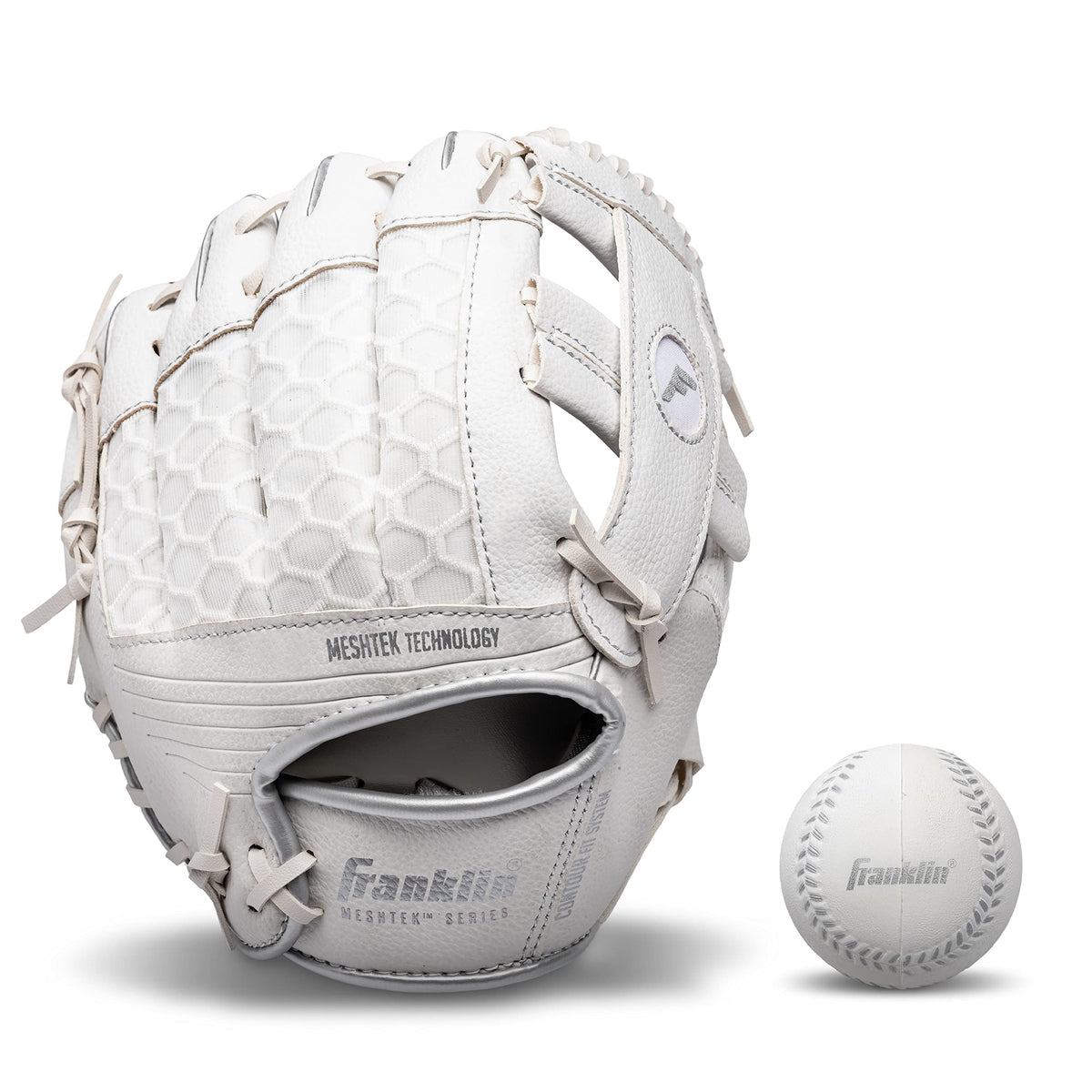 Franklin Meshtek teeball glove 9.5 front view; lightweight and easy to grip for kids.