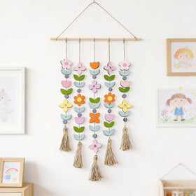 FreePanda wall decor craft kit provides lightweight display for playrooms.