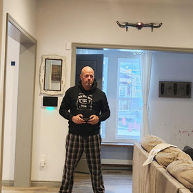 FREEZE2TRIM Real-time Wi-Fi FPV provides live perspective from above