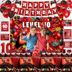 FrozzlyFun Level 10 cake topper marks the birthday moment