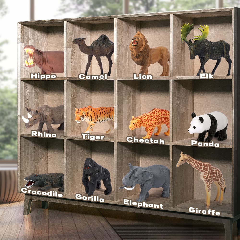 FRUSE Safari lion figure supports dramatic play and recognition of jungle predators.