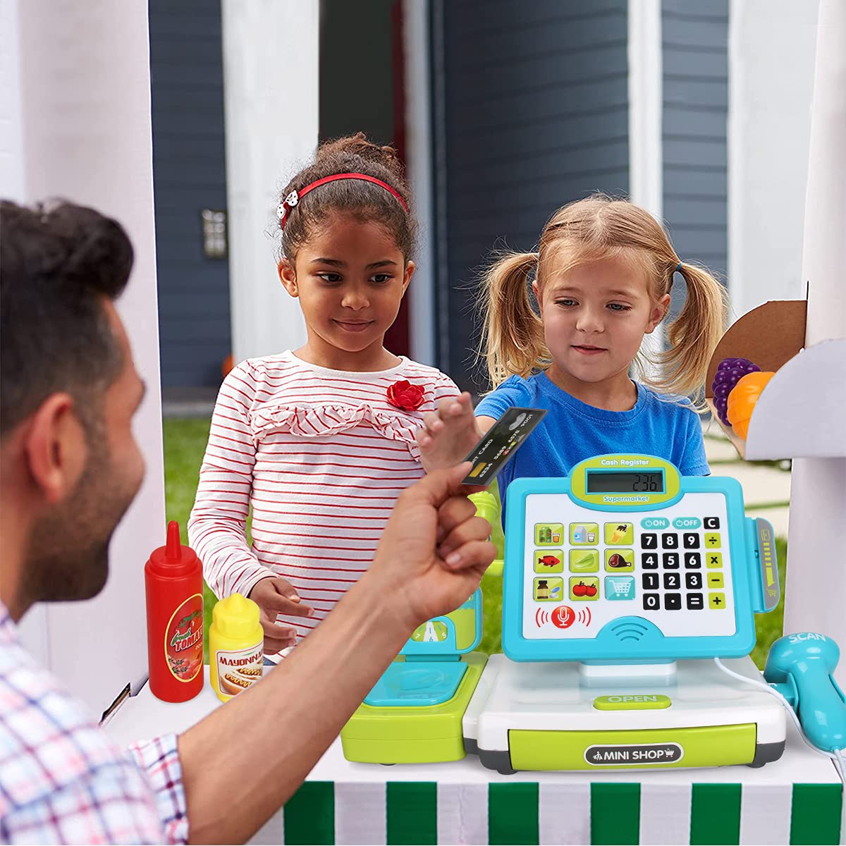 FS Shopping Basket – lightweight accessory for cooperative play with friends or family