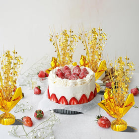FUBININA 2.5-inch base keeps the centerpiece stable on crowded tables.
