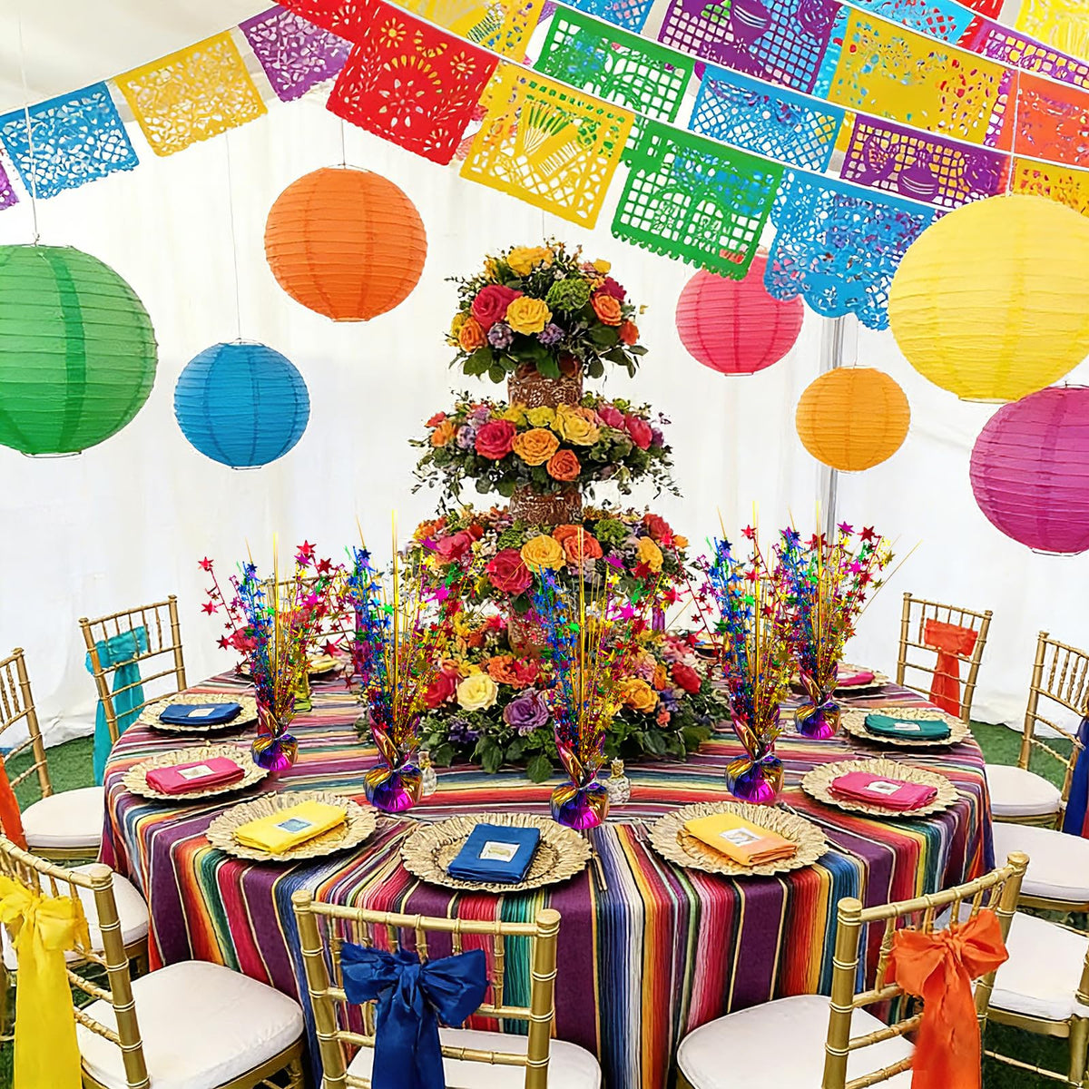 FUBININA centerpiece supports balloons for customized party focal points.