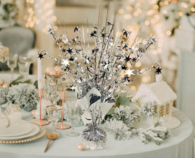 FUBININA wedding and anniversary tables gain polished sparkle.