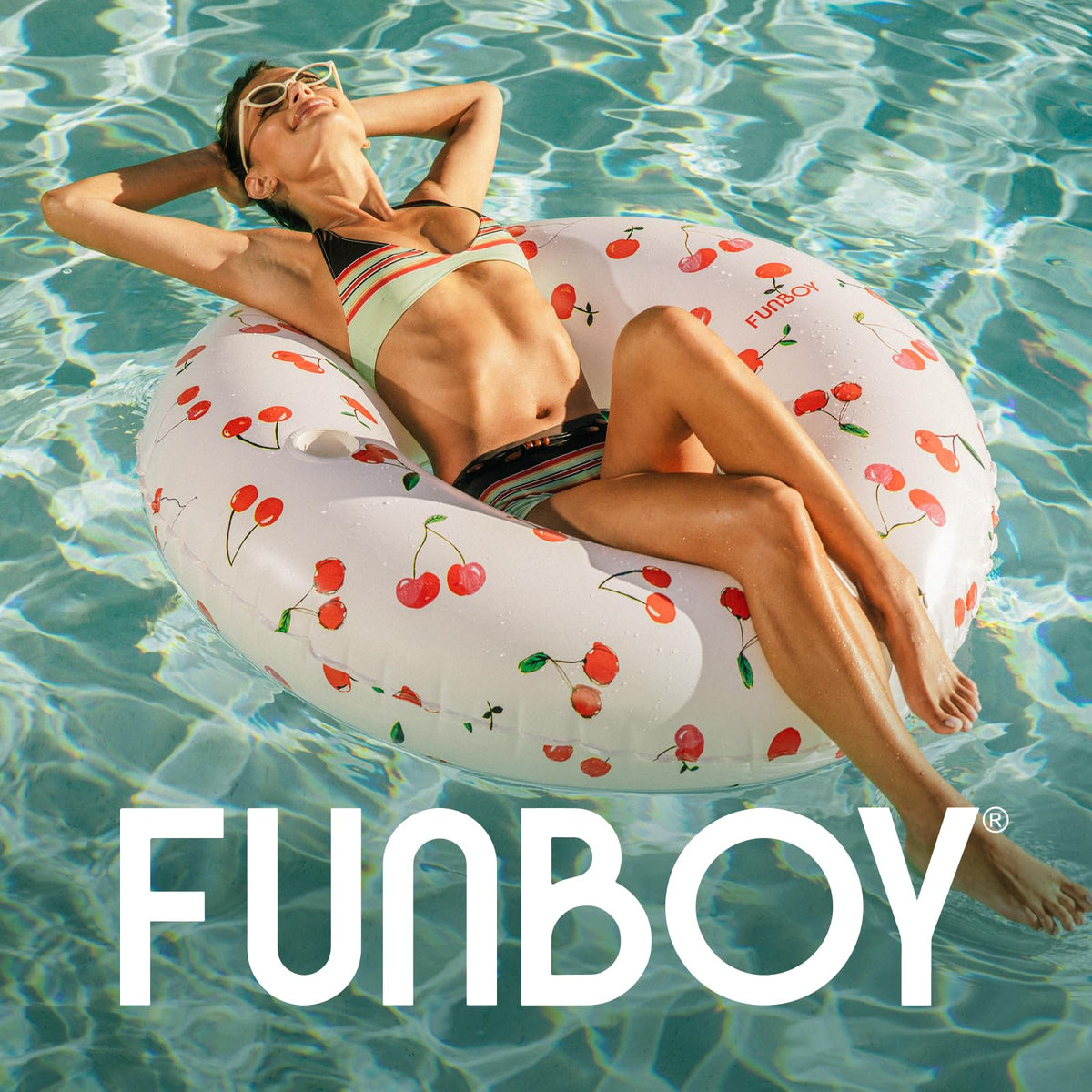 FUNBOY 48-inch design delivers comfortable stability while lounging in sun