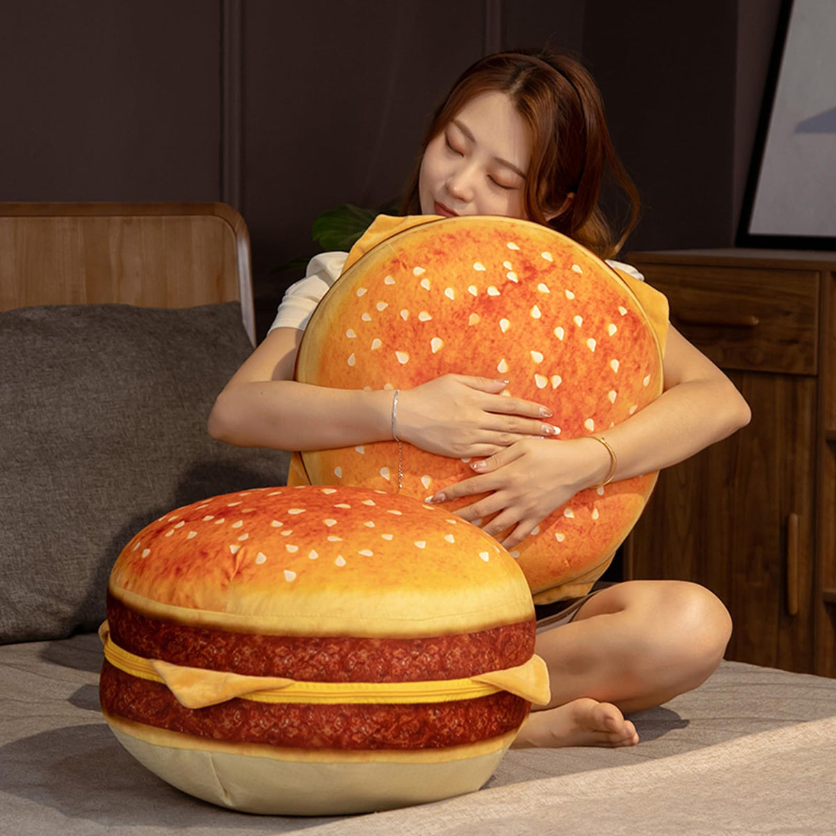FunnyKitten Hamburger Pillow middle zip design enables easy stuffing and adjustment.