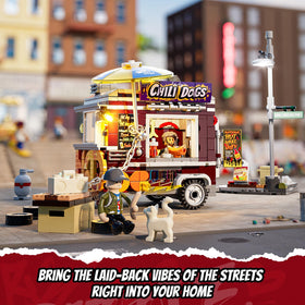 FUNWHOLE Chili Dog Trailer three lights and battery box illuminate the stand for dusk displays.