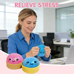 FW ZONE squeezing action photo captures stress relief during work breaks.
