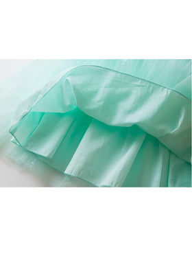 Fylytota sizing range 90-130 cm fits ages roughly 3-7.