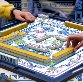 FYSUIMU table protection and decorative touch for everyday gaming.