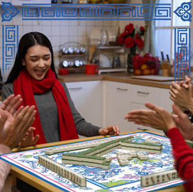 FYSUIMU versatile game mat supports mahjong, board games, cards, and more.