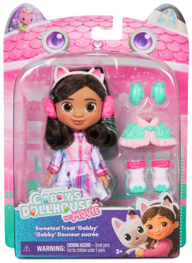 15.2 cm Gabby Sweet Caprice doll fits small hands for easy styling.