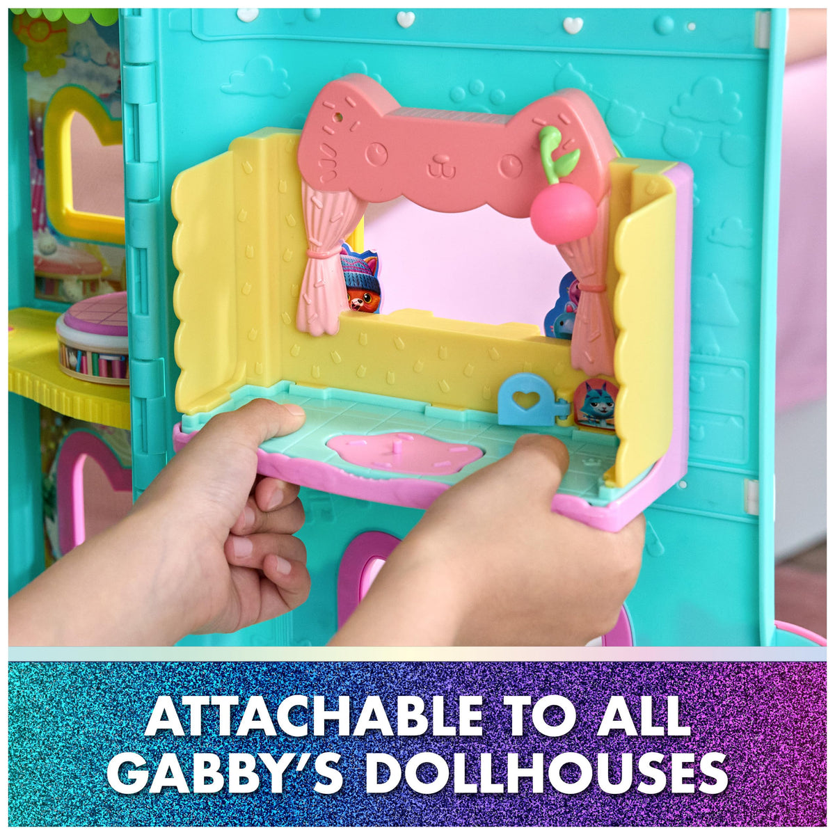 Gabby's Dollhouse Cakey Chef's Hat completes the chef role play look.