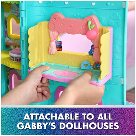 Gabby's Dollhouse Cakey Chef's Hat completes the chef role play look.