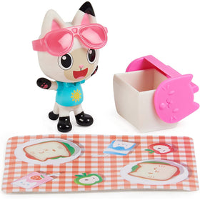 Gabby's Dollhouse Cooler bag keeps pretend snacks organized.