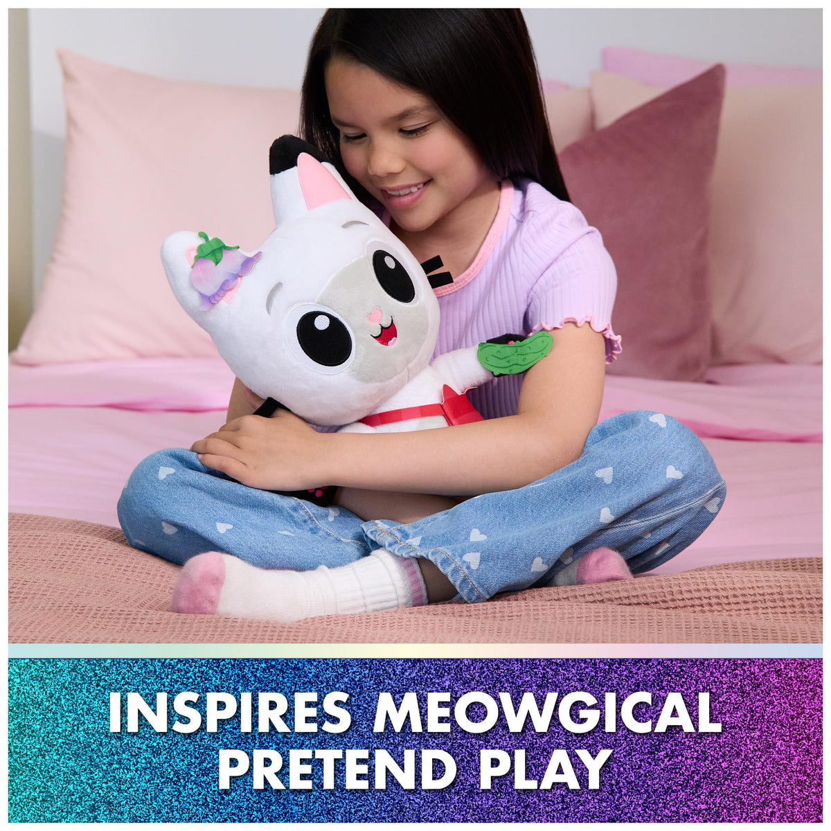 Gabby's Dollhouse Pandy Paws three felt accessories for storytelling.