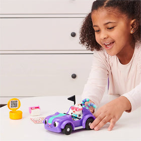 Gabby's Dollhouse Pink sunglasses reveal enhances Pandi Panda character.