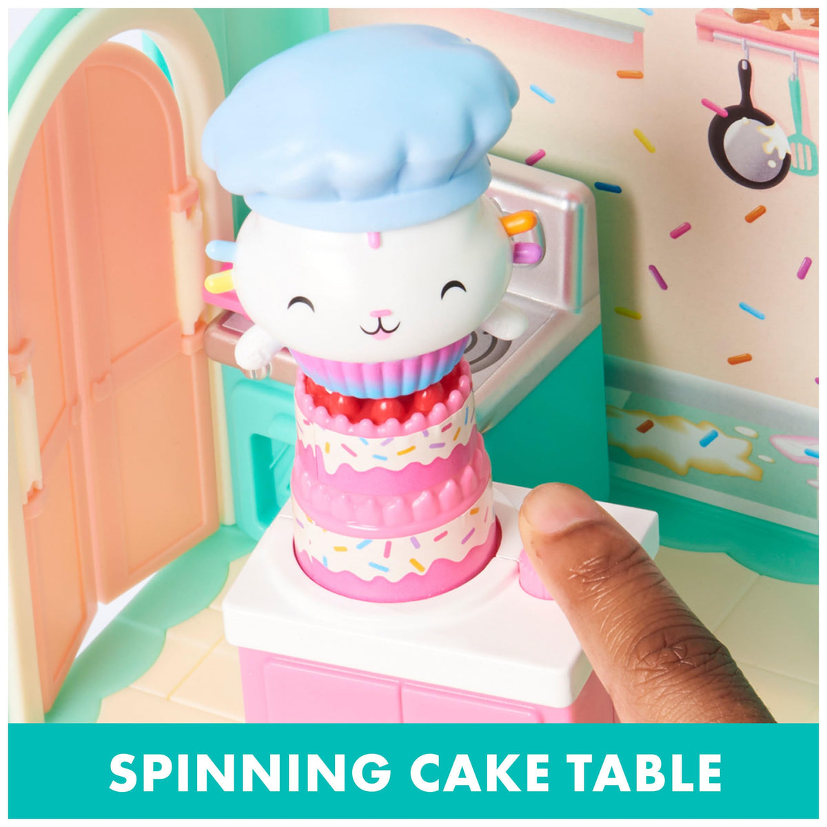 Gabby’s Dollhouse Bakey pie and chef hat accessory unlocks new play moments.