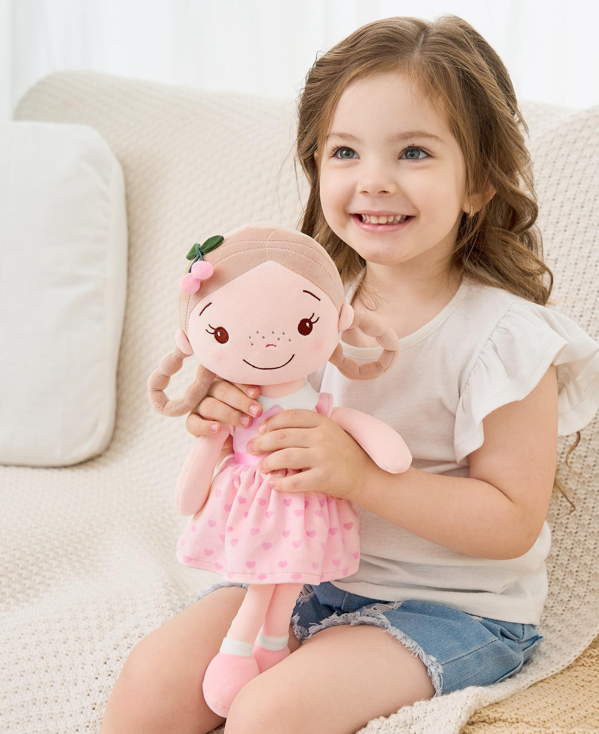 GAGAKU 16-inch doll presented as a perfect birthday gift