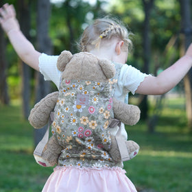GAGAKU baby doll carrier in green for back carry, versatile for imaginative games.