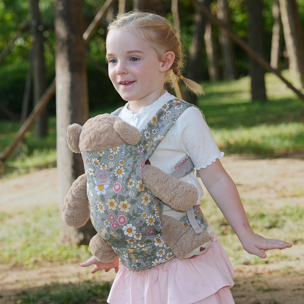 GAGAKU carrier front pocket in green stores small doll accessories for play.