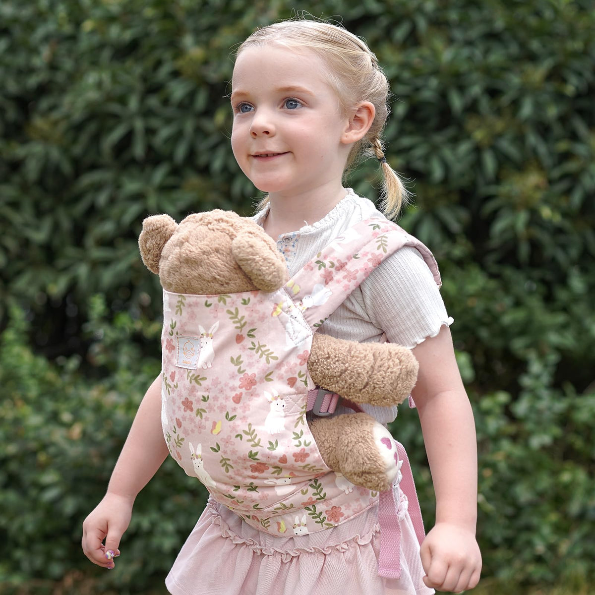 Gagaku pink rabbit design adds friendly charm to playtime.