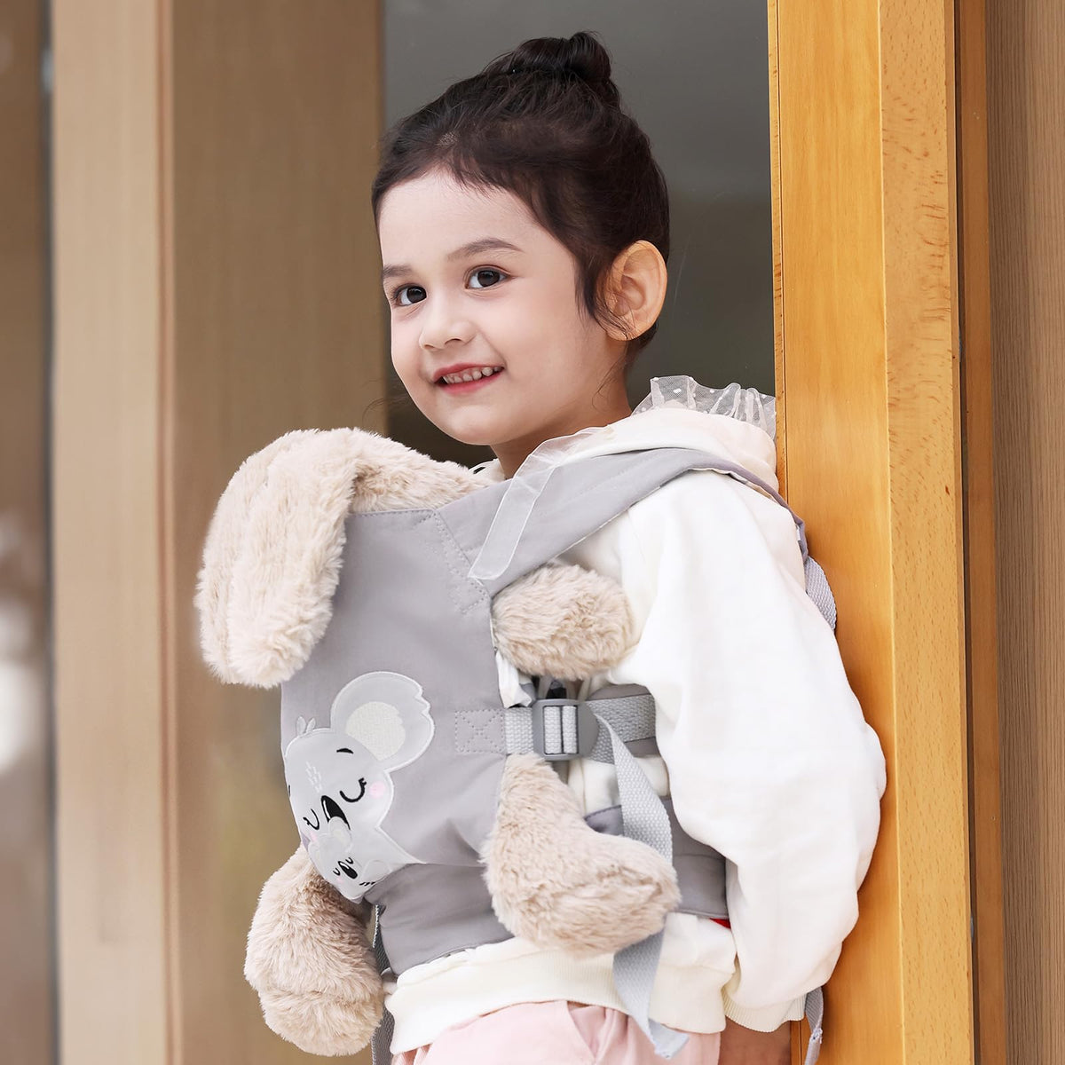 GAGAKU inner pouch adjusts to fit dolls under 24.8 inches.