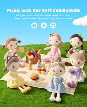GAGAKU hypoallergenic materials help protect sensitive skin during play.